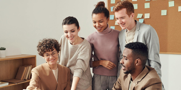 金联辉公司形象